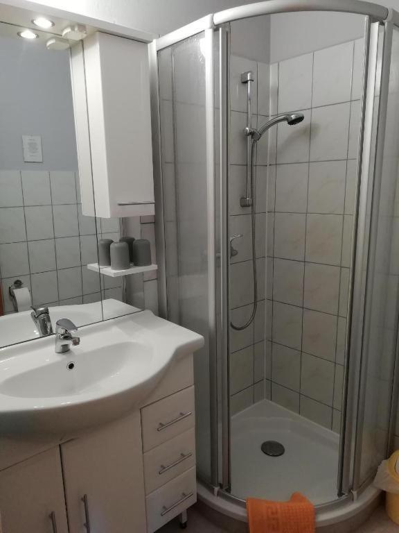 Zweibettzimmer Pension Volgenandt Breitenbach Exterior foto